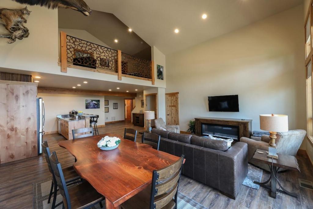 Townhome Next To Clubhouse In Exclusive Eagle Bend - The Glacier Bigfork Εξωτερικό φωτογραφία